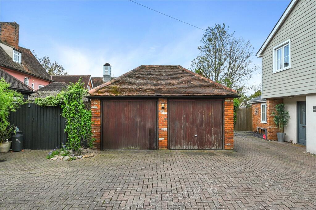 Maldon Road, Great Baddow, Chelmsford, Essex, CM2 - View 6