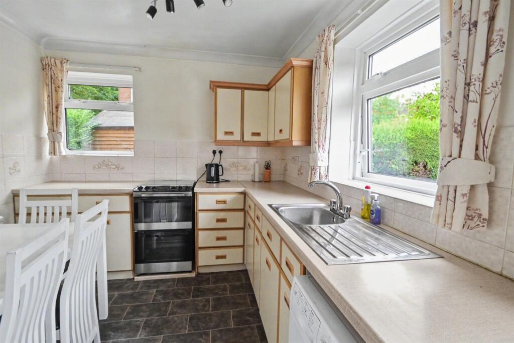 House in Winchester, Hampshire - View 4