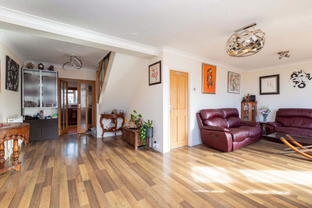 House in Slough - View 5