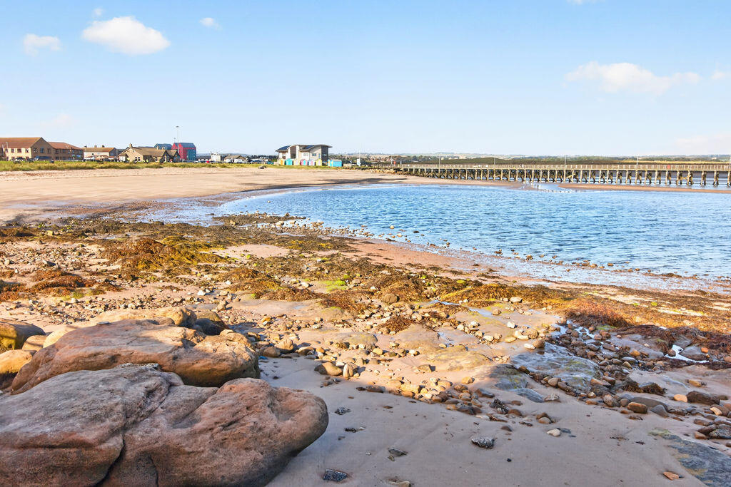 House in Newcastle upon Tyne, Amble By the Sea - View 2