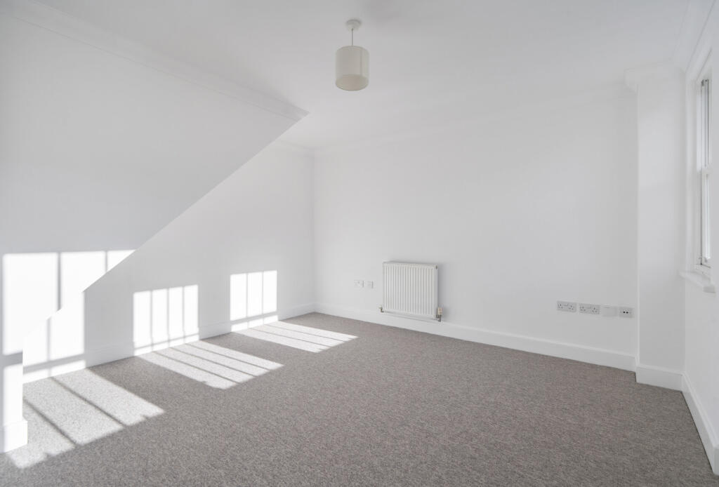 House in Bath, Odd Down - View 5
