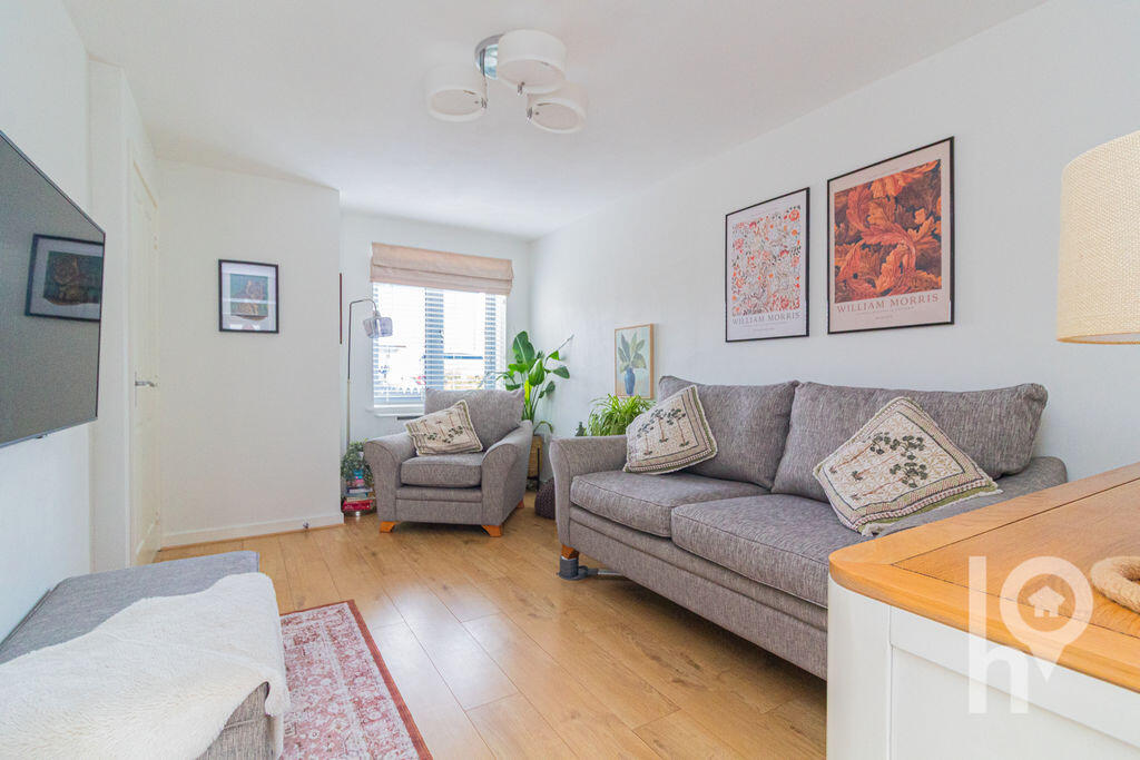 House in Minster-on-Sea, Merryman's Hill - View 2