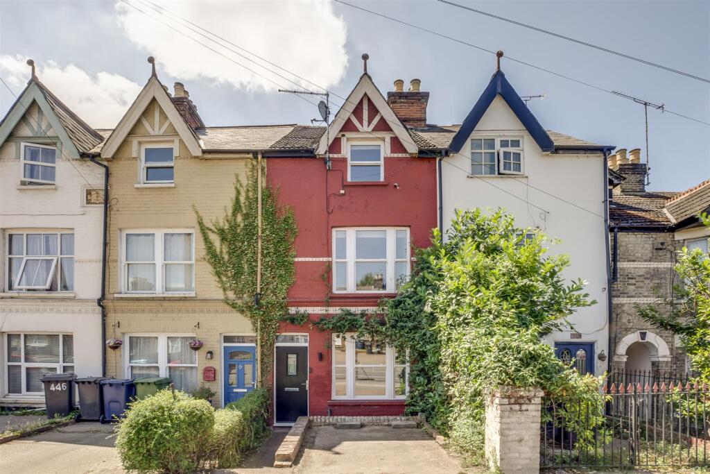 Main image of property: London Road, High Wycombe