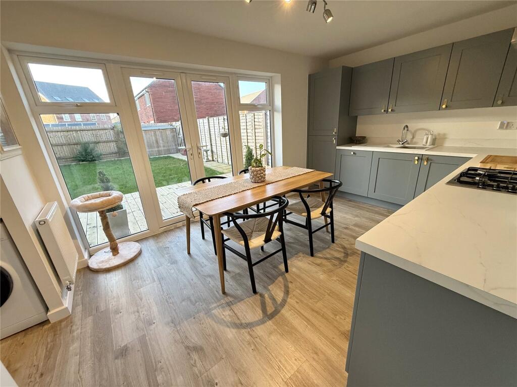 Texel Close, Highbridge, Somerset, TA9 photo 2
