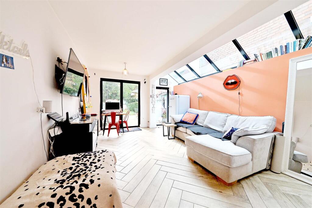 Additional image 3 of First Avenue, Selly Park