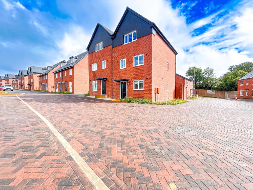 Main image of property: Sedge Close, Harpole, Northampton, Northamptonshire, NN7