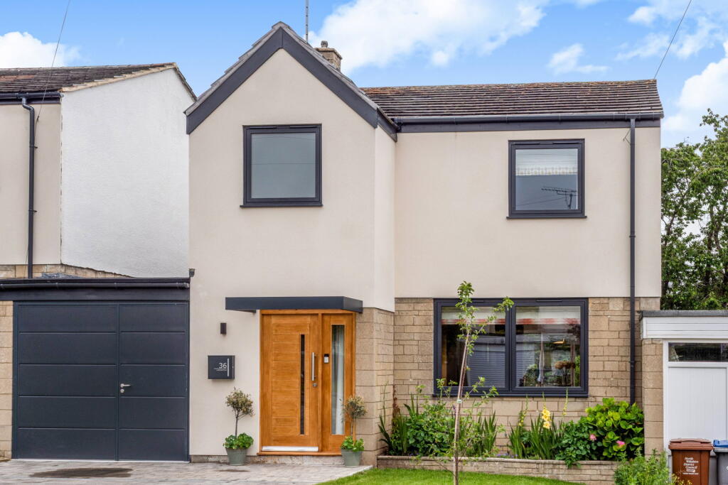 Main image of property: Ludmead Road, Corsham, SN13 9AS