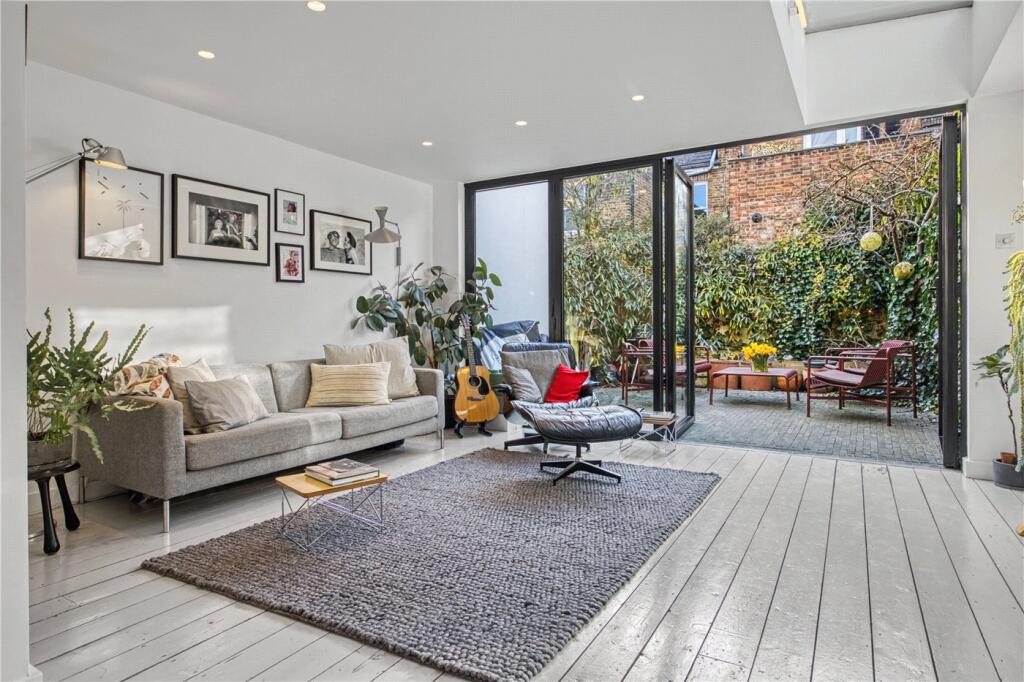 Main image of property: College Road, London, NW10