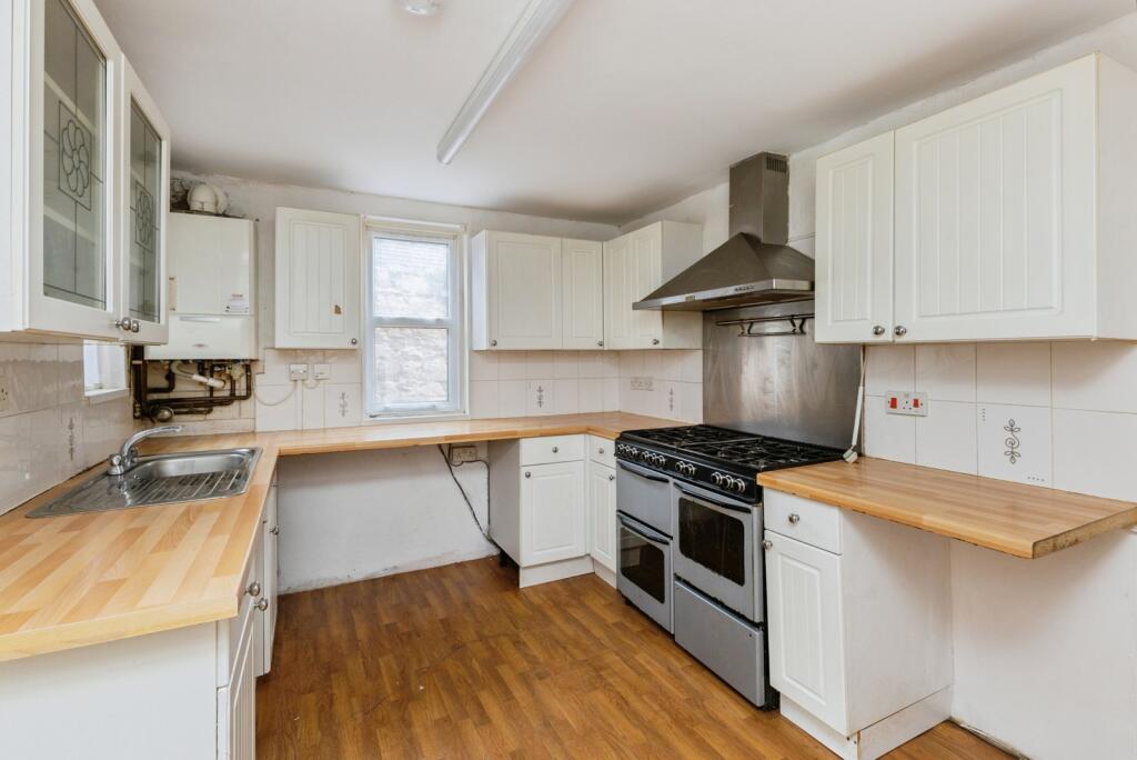 House in Torquay - View 4
