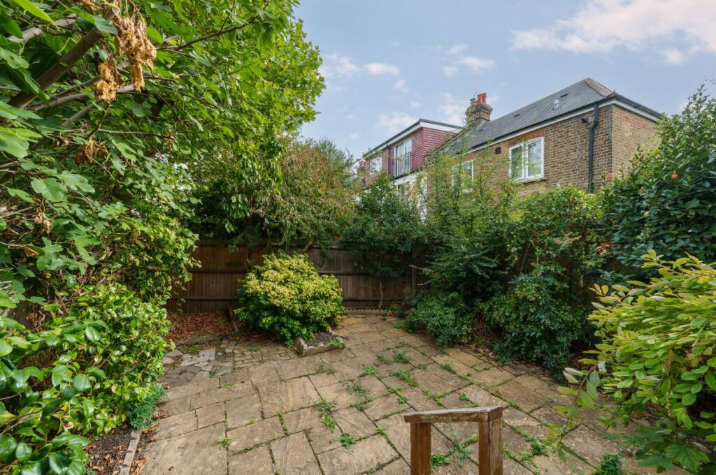Ground Floor Flat, 15 Delamere Road, London, SW20 8PS photo 4
