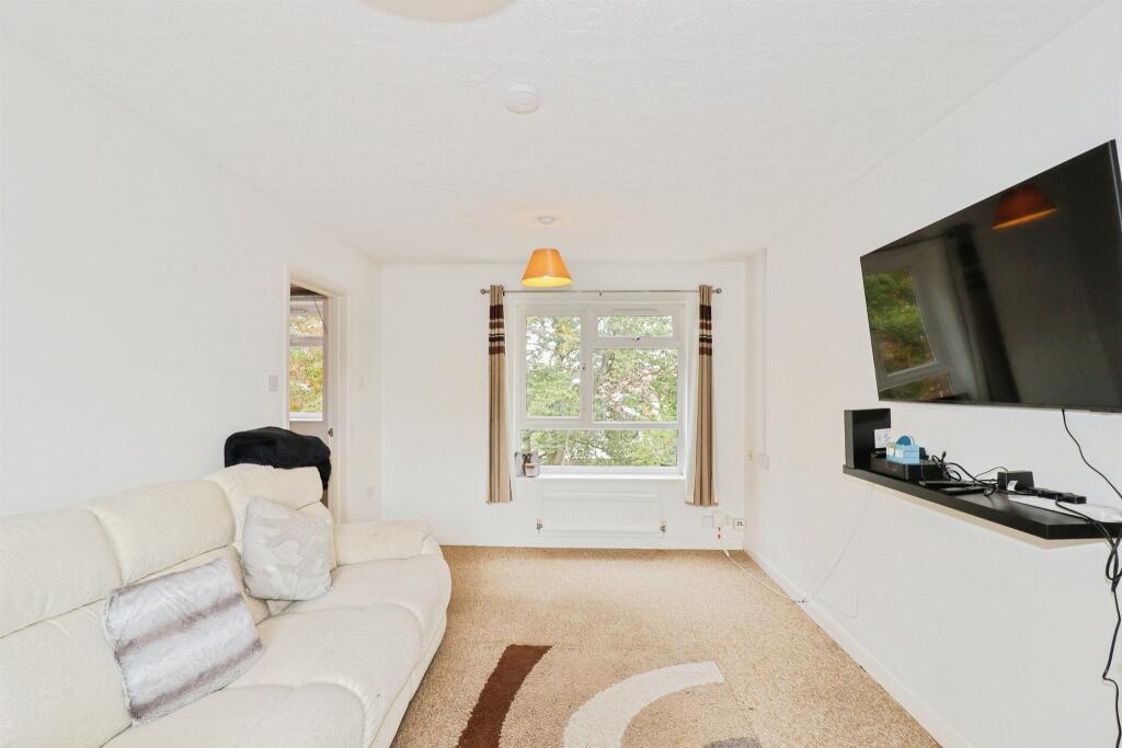 Apartment in Norwich - View 4
