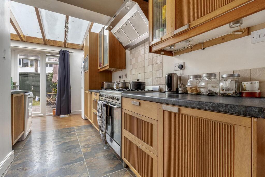 House in Brighton - View 4