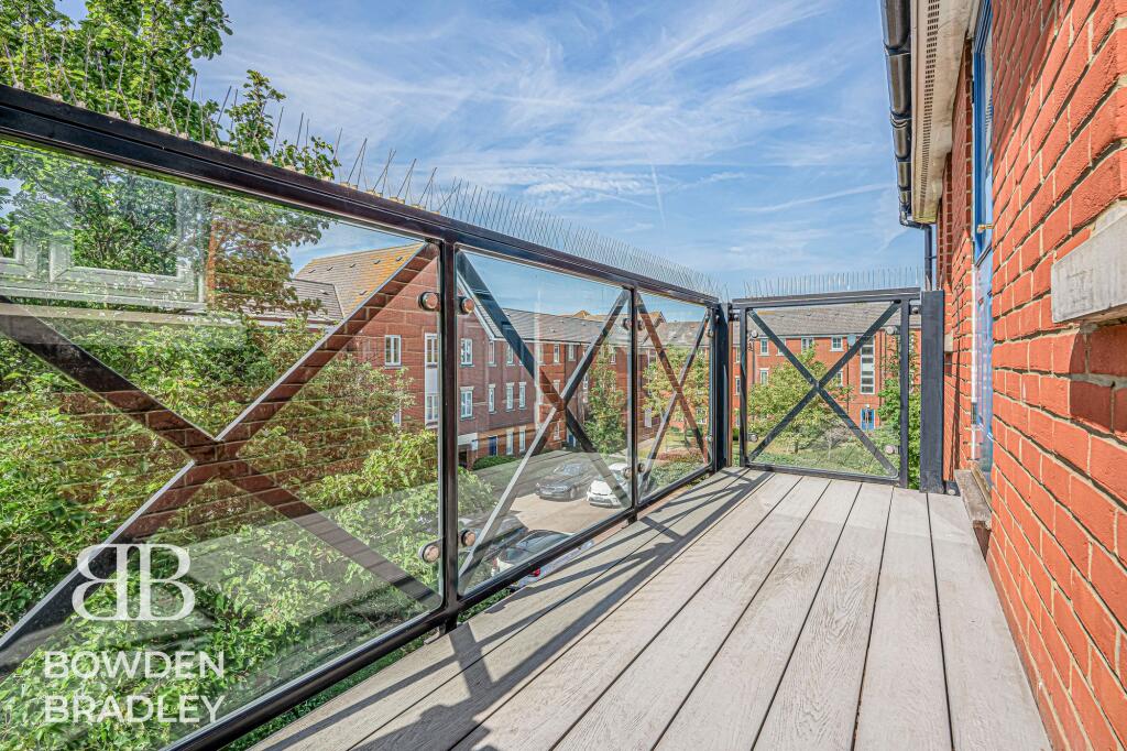 Apartment in London, Little Heath - View 3