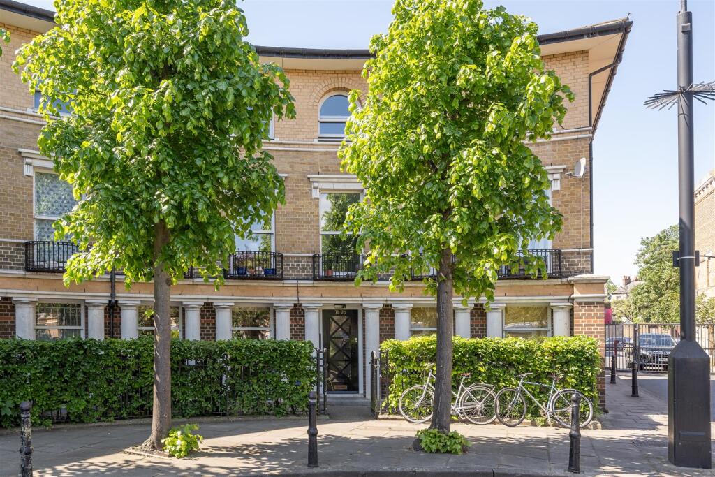 Main image of property: Mothers Square, London