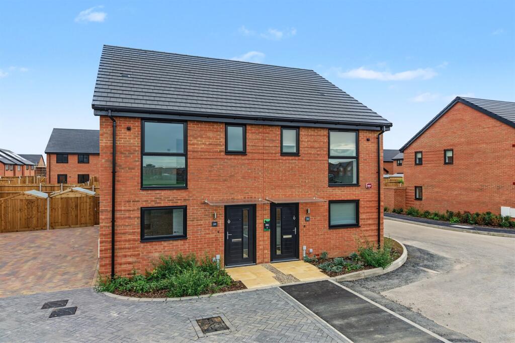 Main image of property: Greenhill road,
Herne Bay,
CT6 7RS