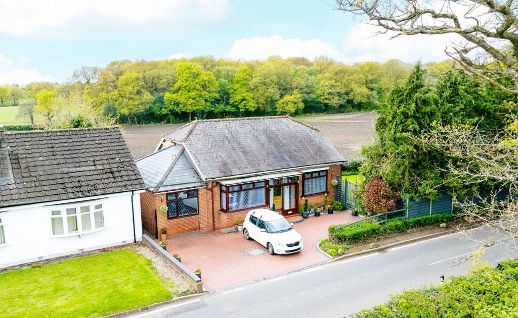 Wood Lane, Earlswood