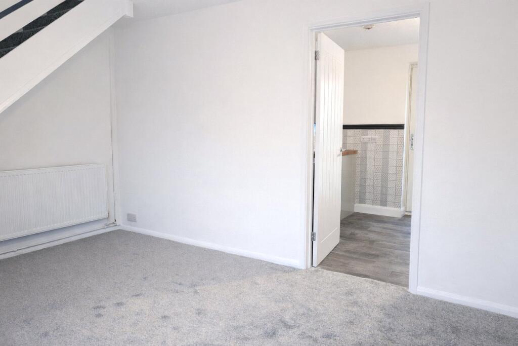 Deanside Drive, LOUGHBOROUGH, Leicestershire, LE11 photo 5