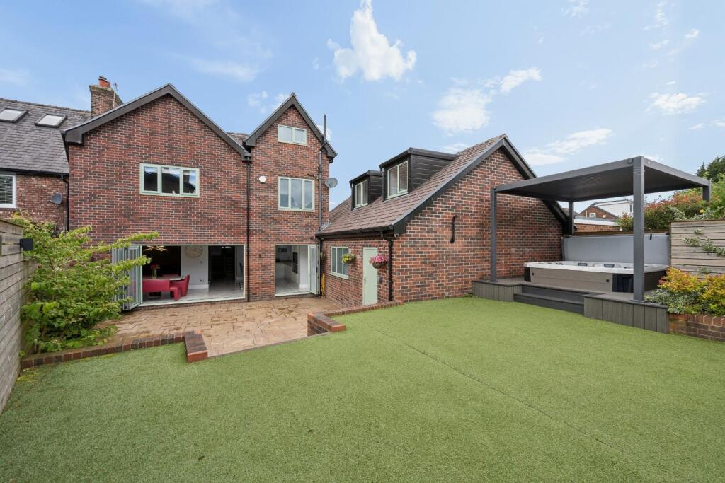 Crag Avenue, Summerseat, Bury - View 2