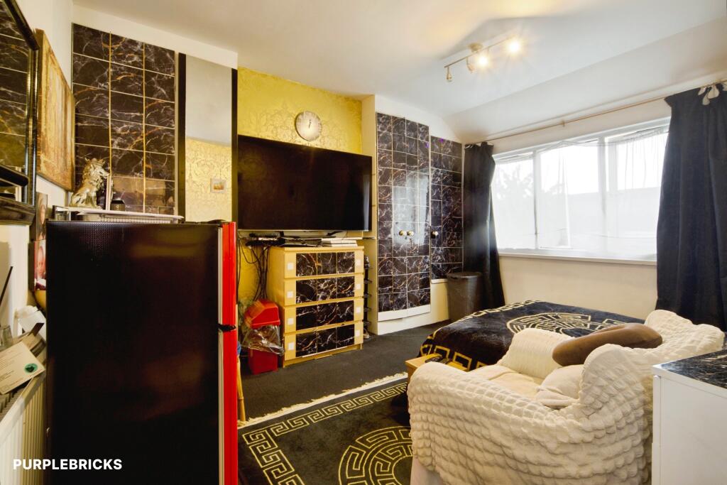 House in London - View 5