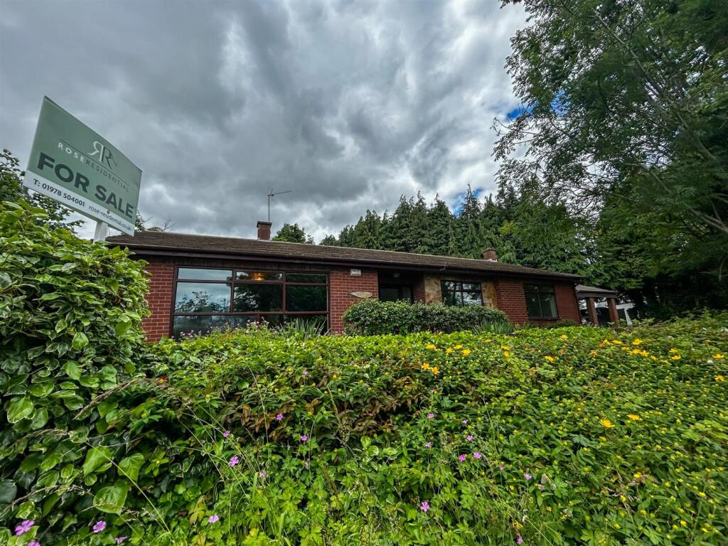 Main image of property: Old Mold Road, Gwersyllt, Wrexham