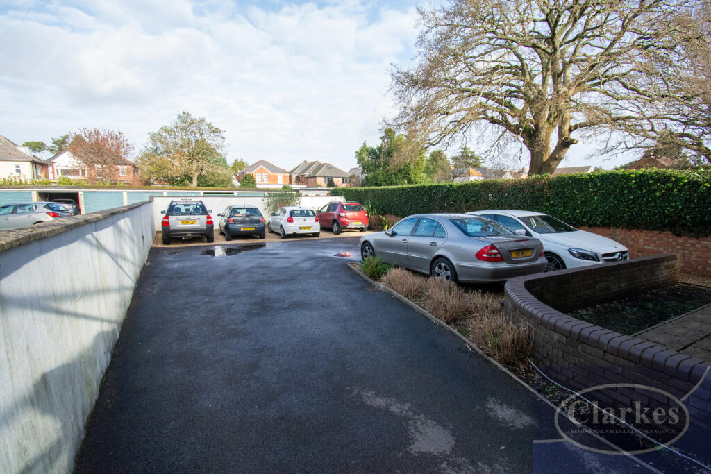 Park Towers, Queens Park, Bournemouth - More