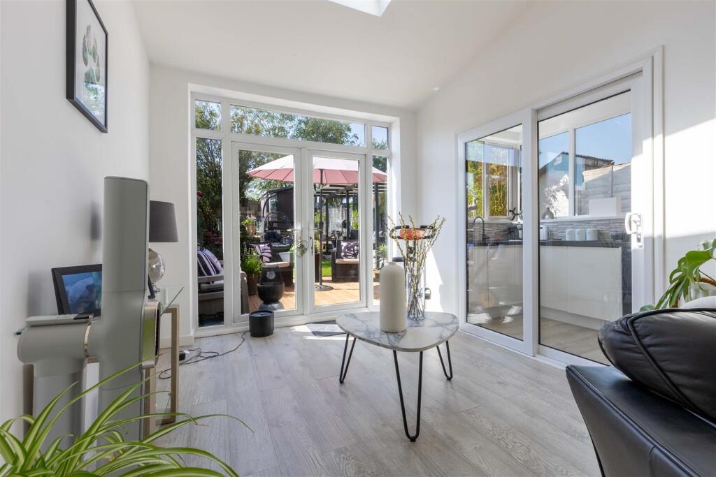 House in Birmingham, Lyndon Green - View 4