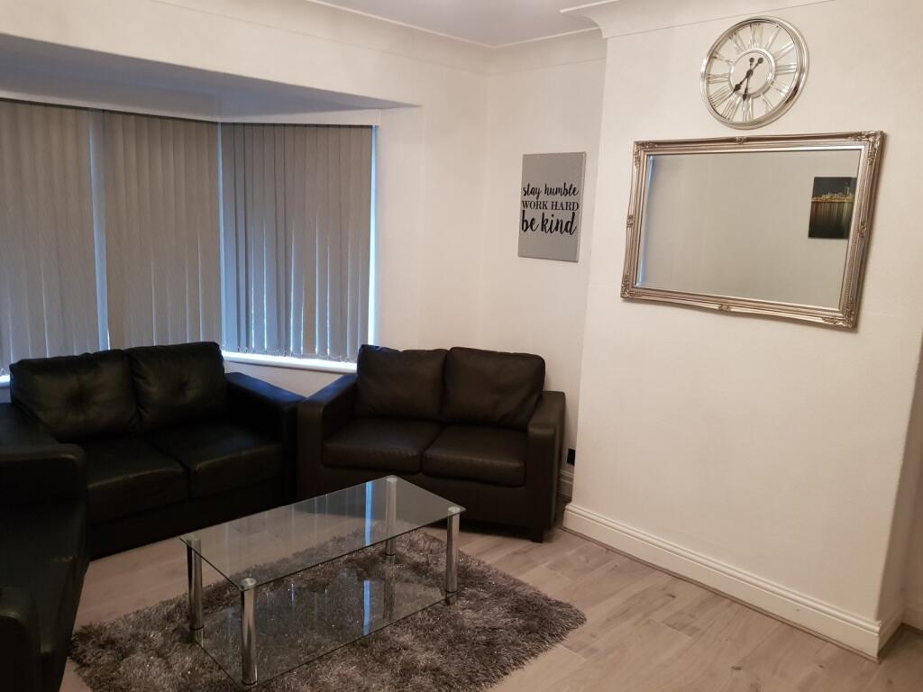 House in Leeds - View 3