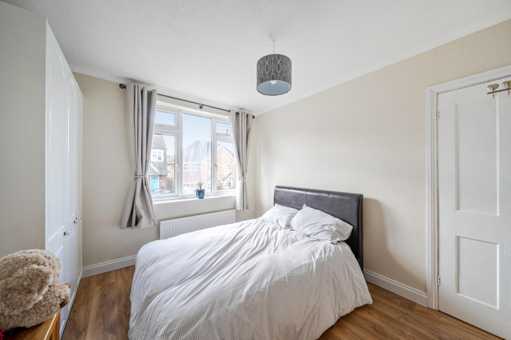 Additional image 9 of Cross Way, Harpenden, AL5