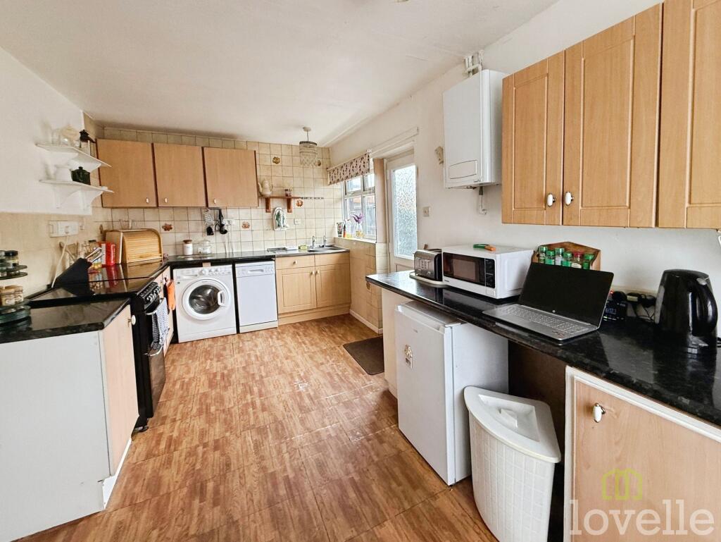 House in North Kesteven, North Hykeham - View 3
