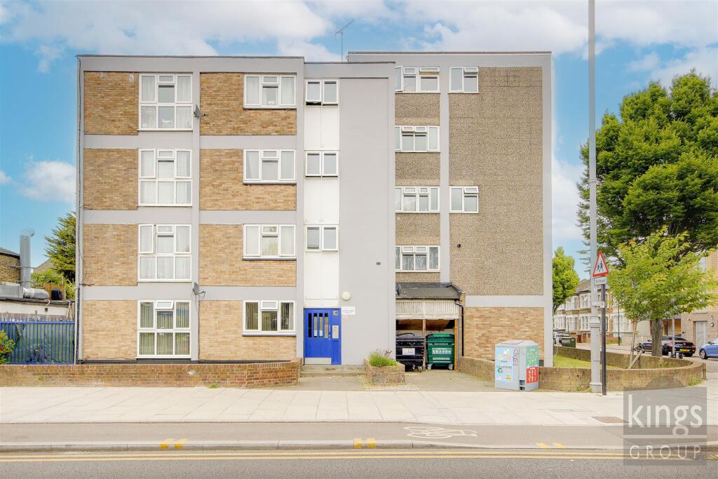 Main image of property: Hoe Street, London