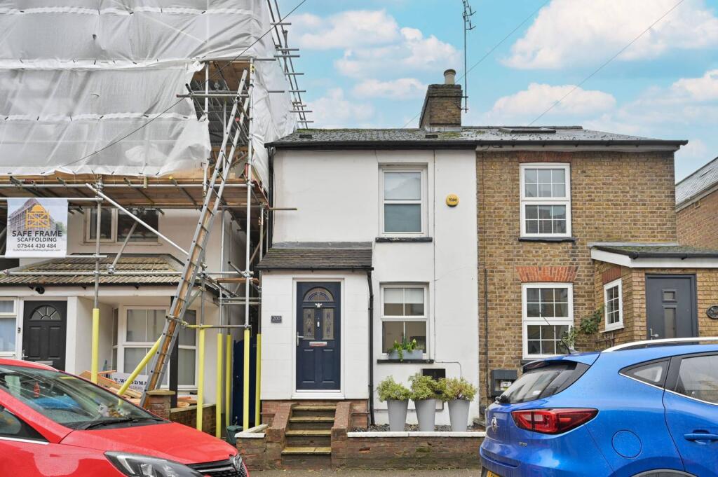 Main image of property: Cotterells, Hemel Hempstead, HP1