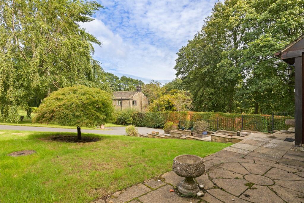 House in Kirklees, Holme Valley - View 5
