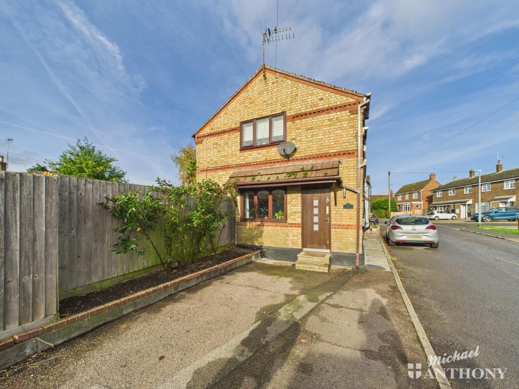 Main image of property: The Old Chapel, Church Road, Slapton, Leighton Buzzard, Bedfordshire
