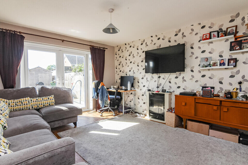 Dartmouth Close, Weston-super-Mare photo 2