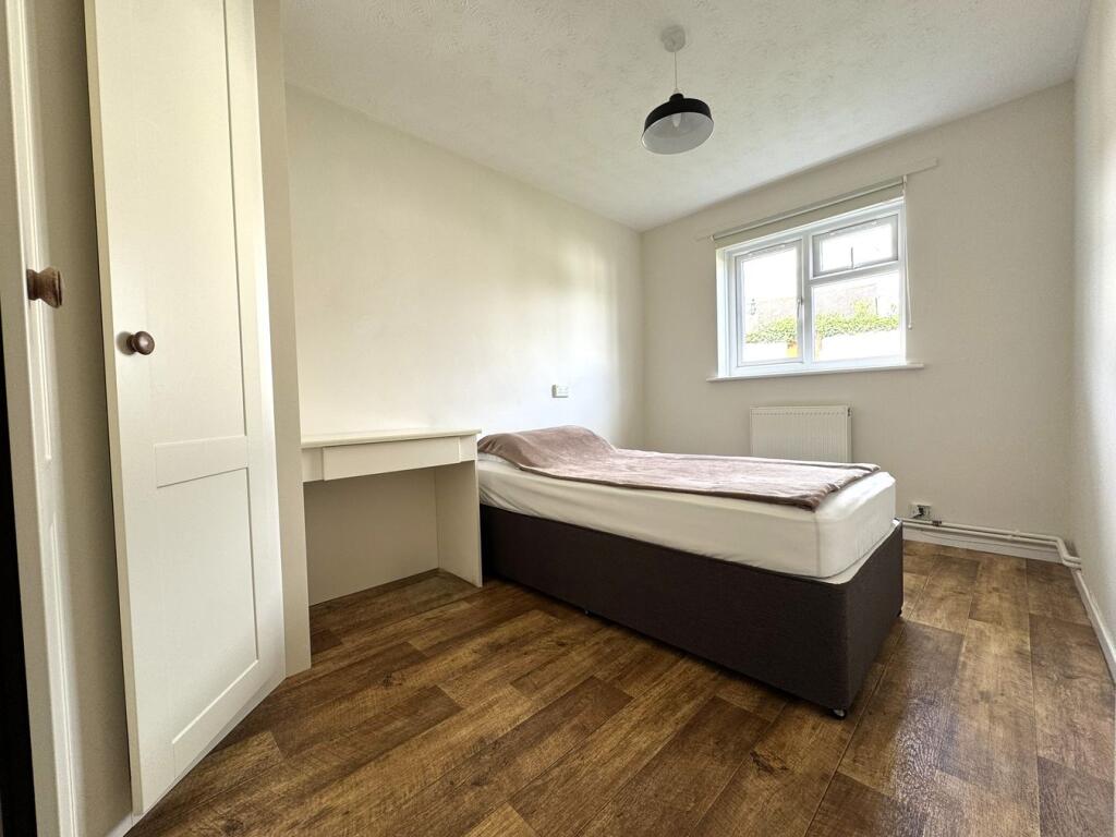 Apartment in East Staffordshire, Barton-under-Needwood - View 4