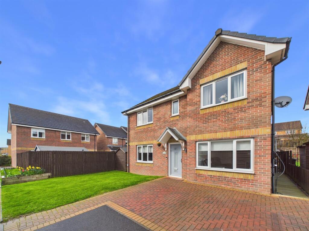 Main image of property: Gatehead Crescent, Bishopton