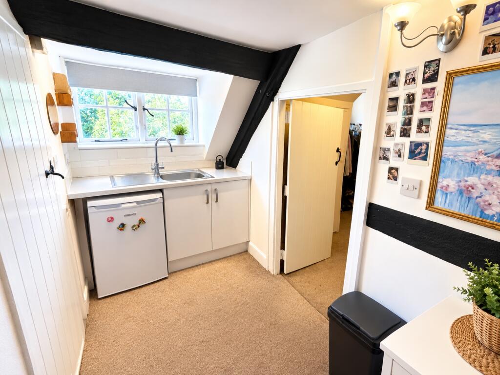 Apartment in Dorchester - More