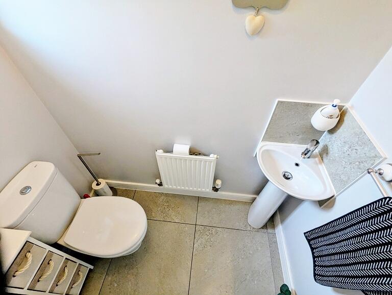 House in Cardiff - View 4