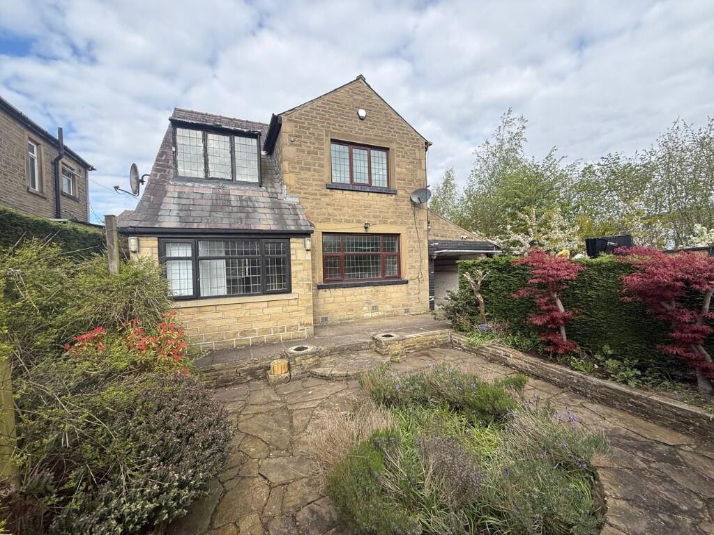 Main image of property: 25 Thomas Street, Elland, West Yorkshire, HX5 9BL