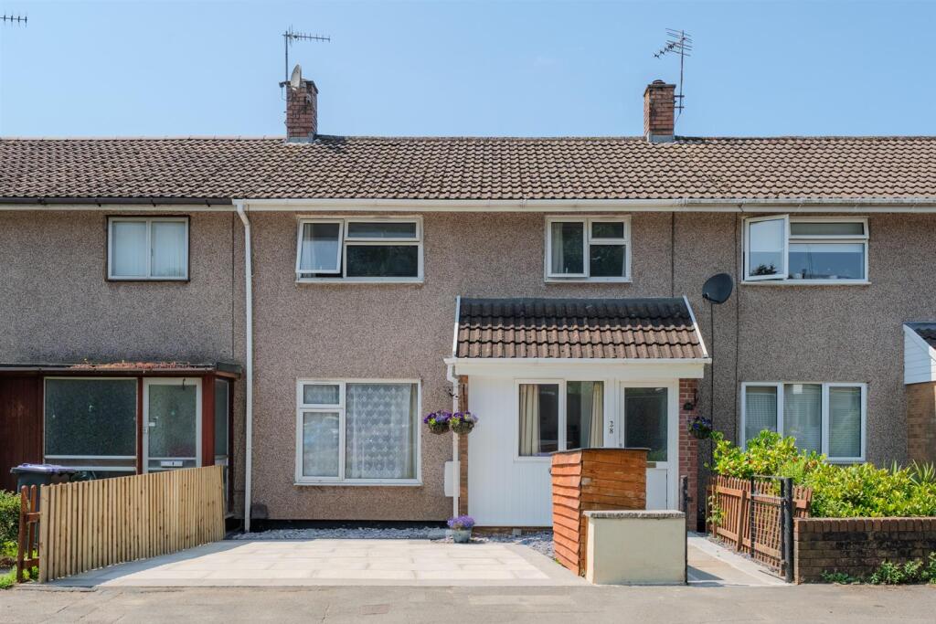 Main image of property: Liswerry Drive, Llanyravon, Cwmbran