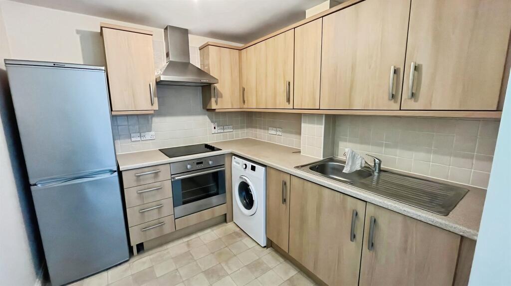 Apartment in Northampton - View 2