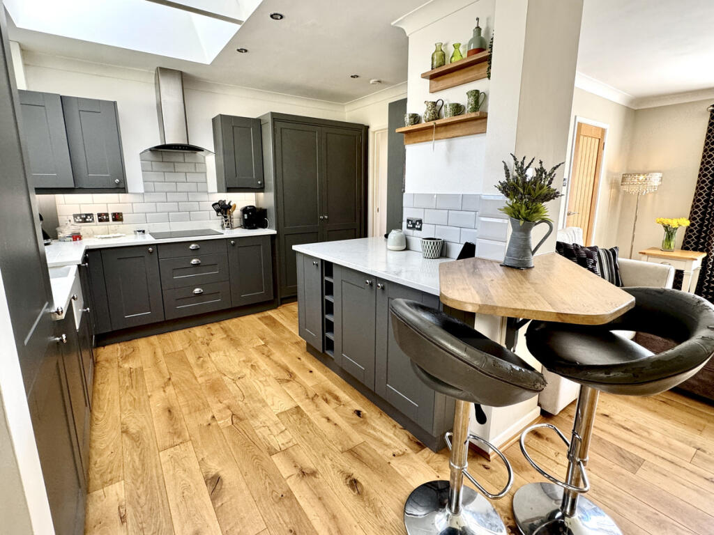 House in Bournemouth, West Moors - View 5