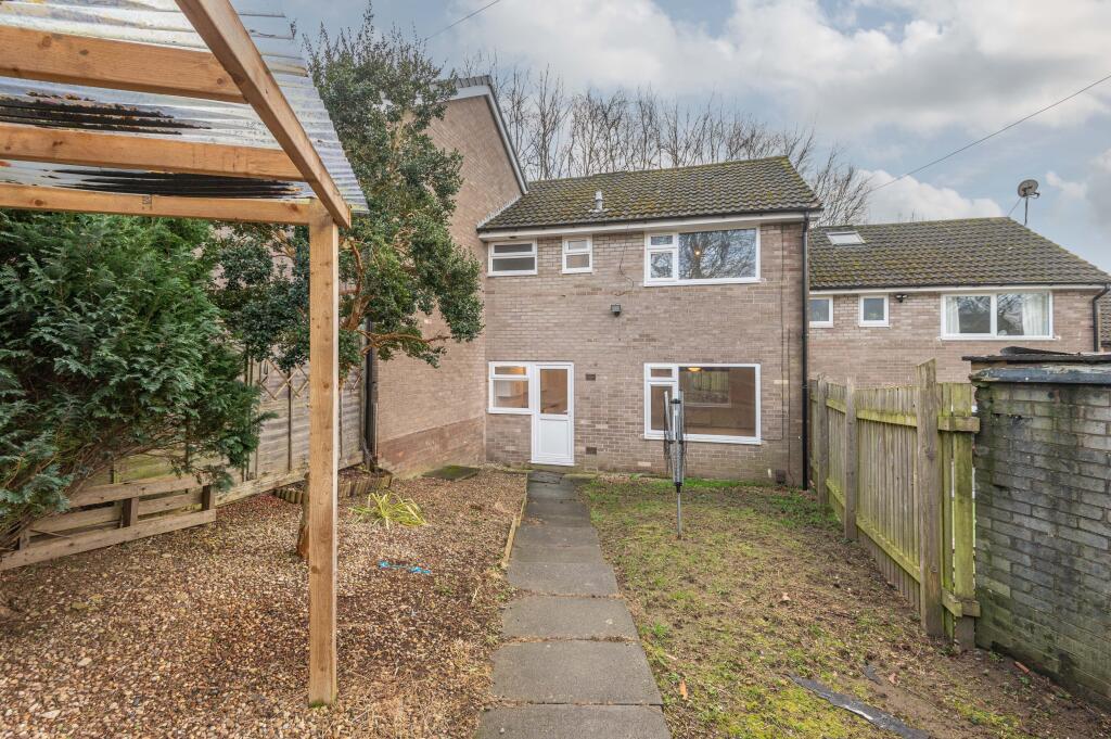 Main image of property: Chandos Fold, Gledhow, Leeds, LS8