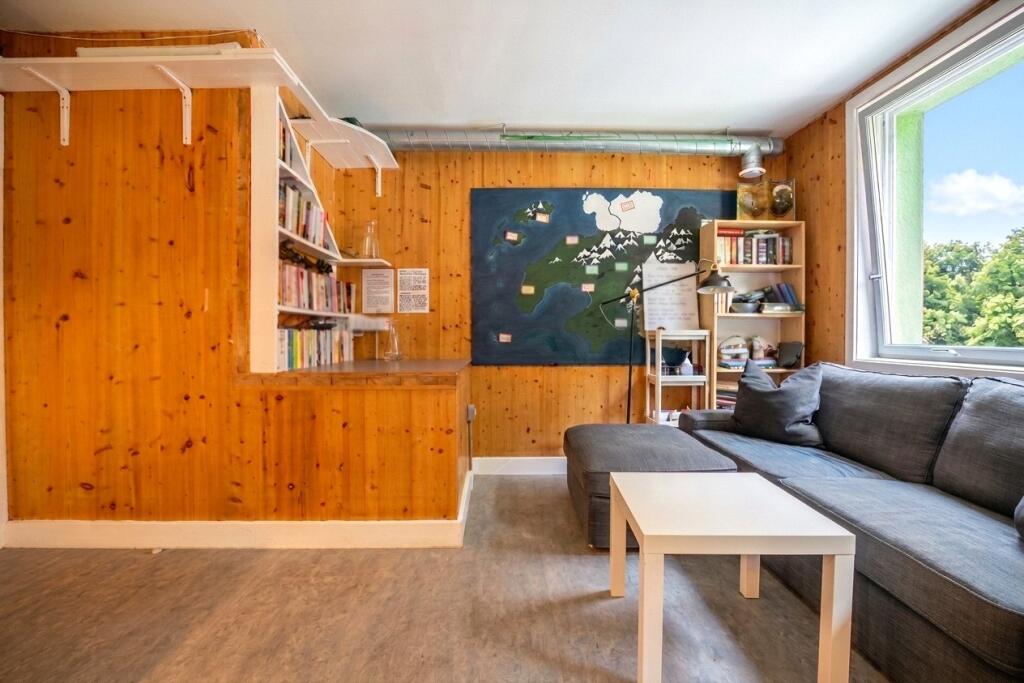 Apartment in Bristol - View 4