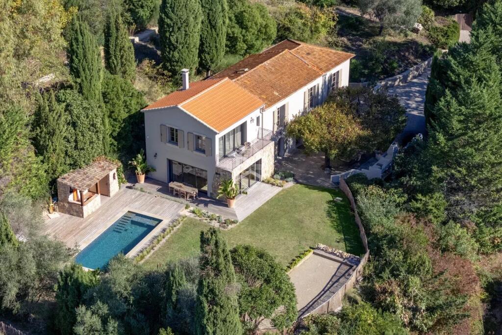 Main image of property: Provence-Alps-Cote d`Azur, Alpes-Maritimes, Pégomas