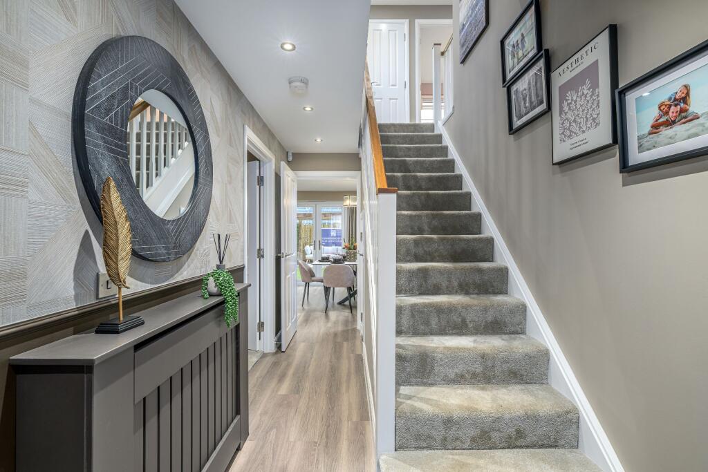 Marlott Place,
Jackton, East Kilbride, 
South Lanarkshire, 
G75 7BX photo 4