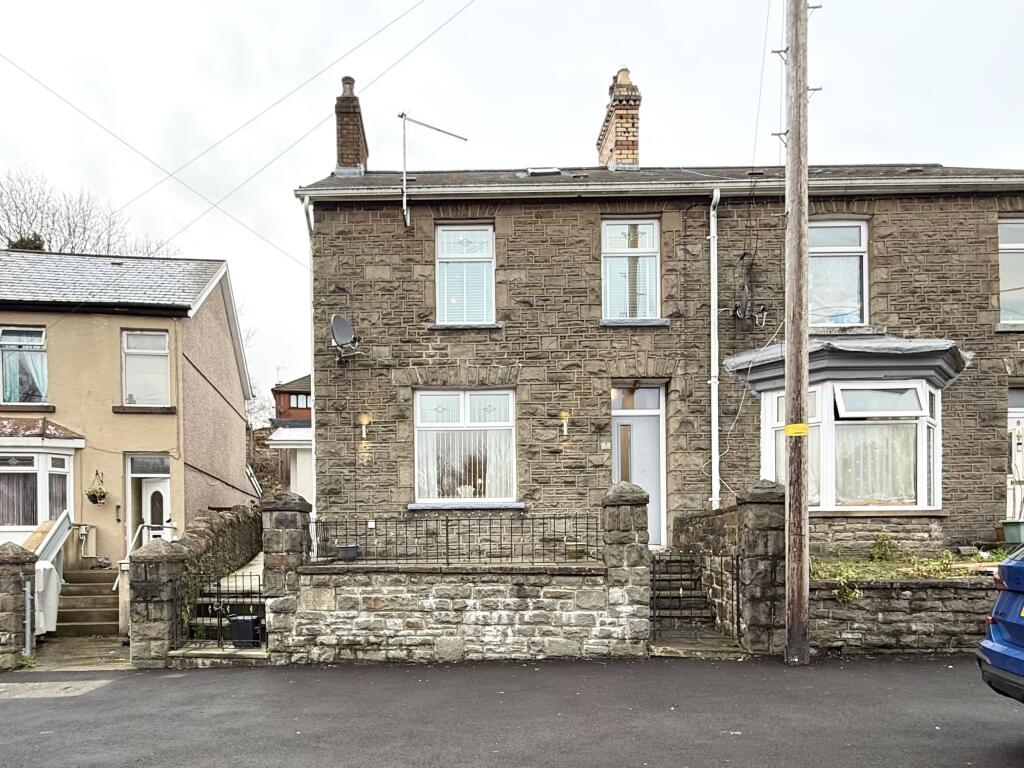 Main image of property: Well Place, Cwmbach, Aberdare, Rhondda Cynon Taf