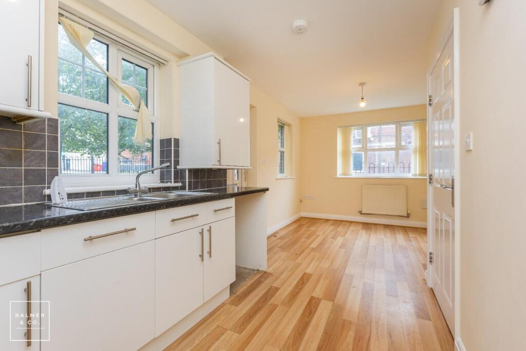 Apartment in Wigan, New Hall Farm - View 5