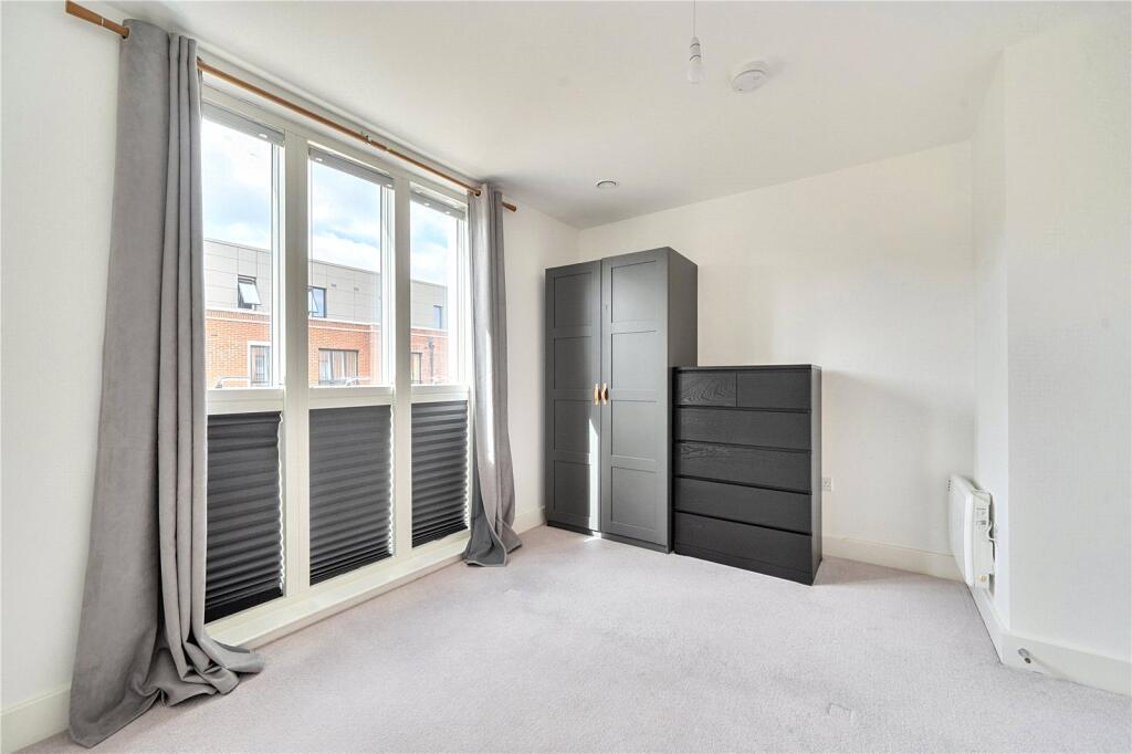 Apartment in Southampton - More
