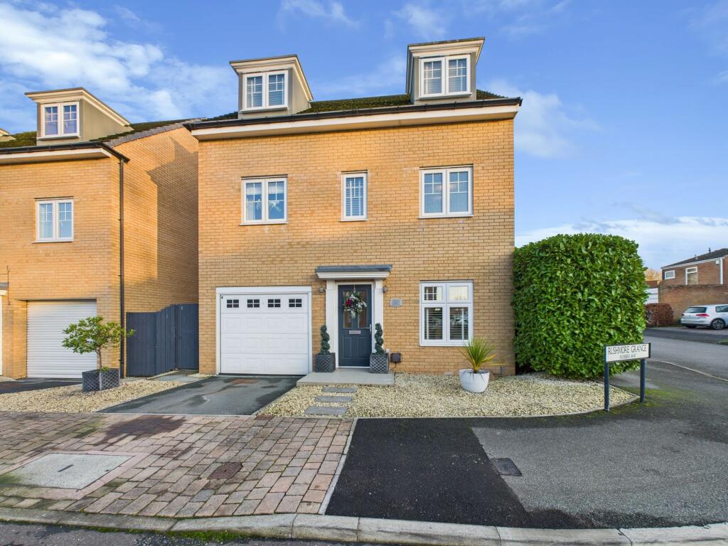 Main image of property: Rushmore Grange, Washington, NE38